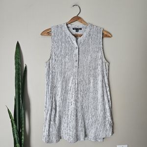 CABLE & GAUGE | Black and White Striped Sleeveless Half Buttonup Blouse …